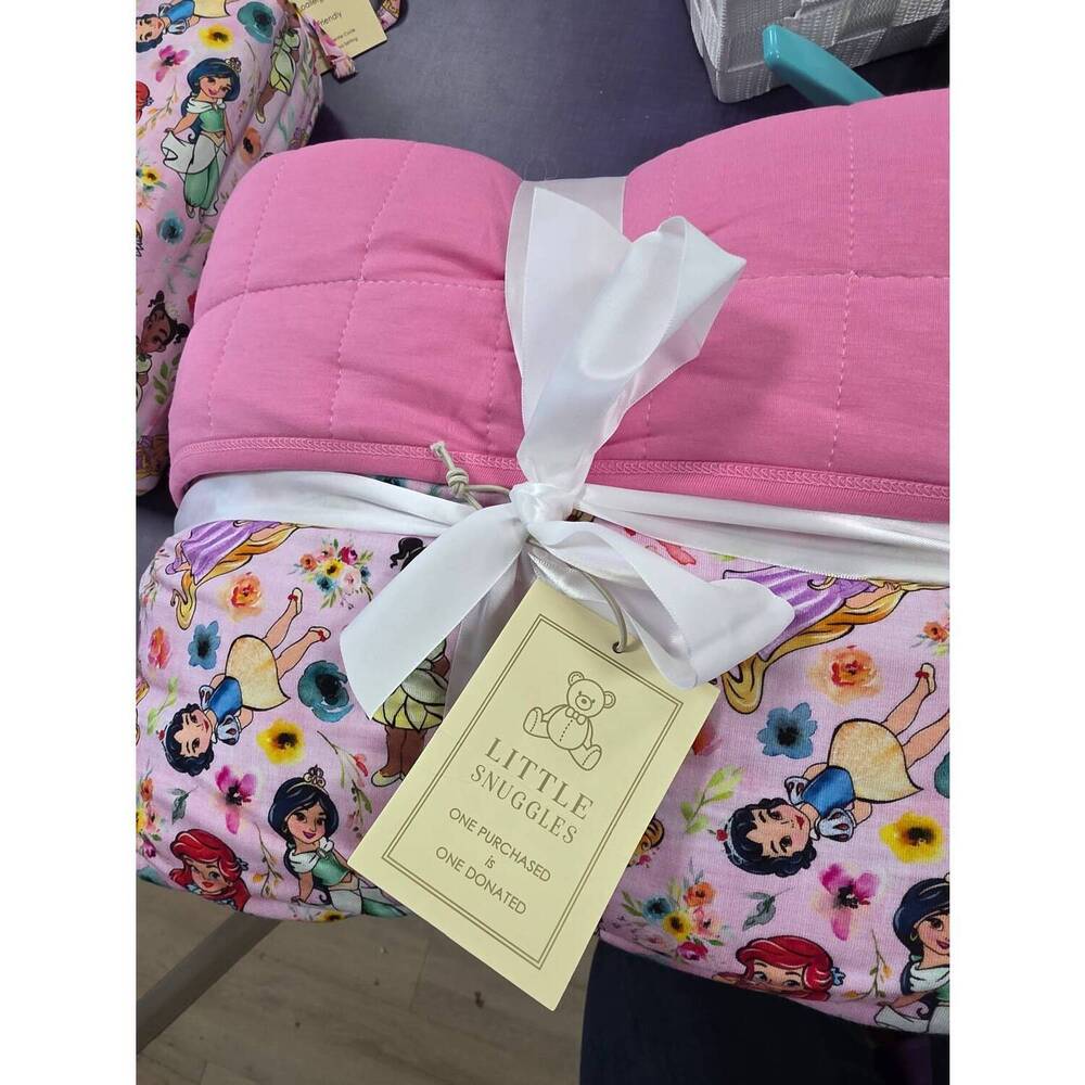 NEW CHARLIES PROJECT girl's little princess double quilted big bamboo blanket in
